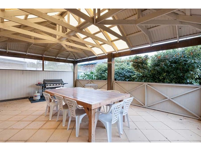 21 Swinburne Close, Craigieburn VIC 3064