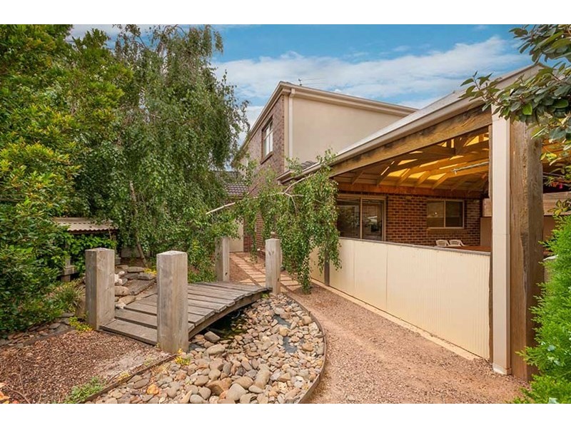 21 Swinburne Close, Craigieburn VIC 3064