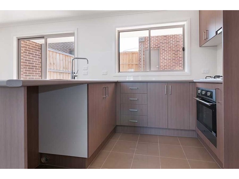 186 Grand Boulevard, Craigieburn VIC 3064
