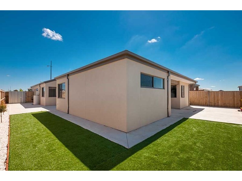 37 Daybreak Vista, Mickleham VIC 3064