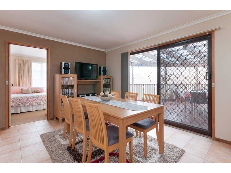 16 Longtown Court, Craigieburn VIC 3064