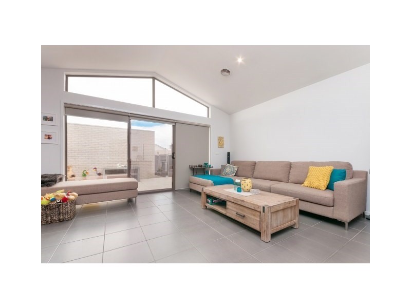 16 Viewrise Walk, Craigieburn VIC 3064