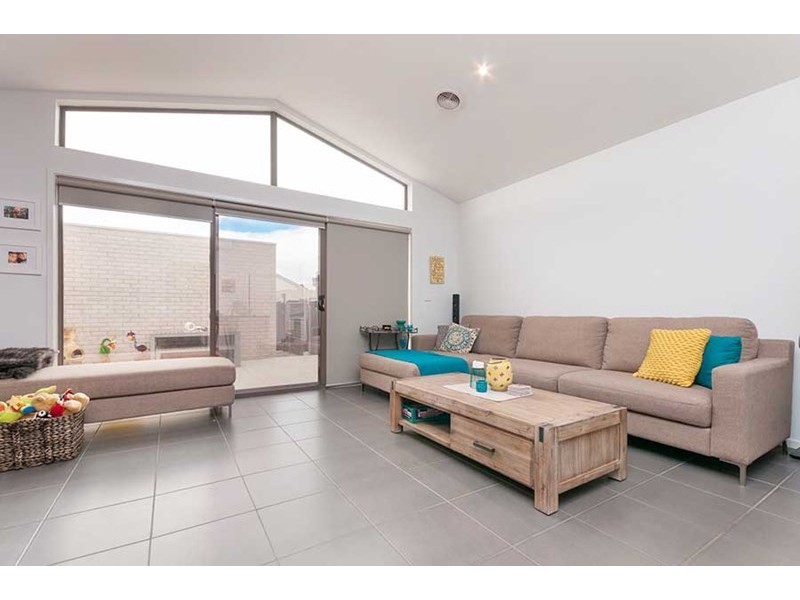 16 Viewrise Walk, Craigieburn VIC 3064