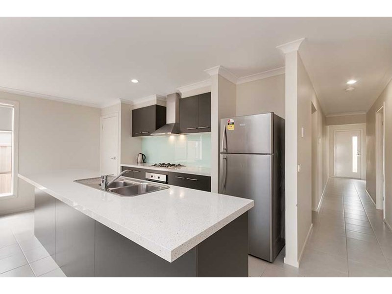 16 Cable Circuit, Craigieburn VIC 3064