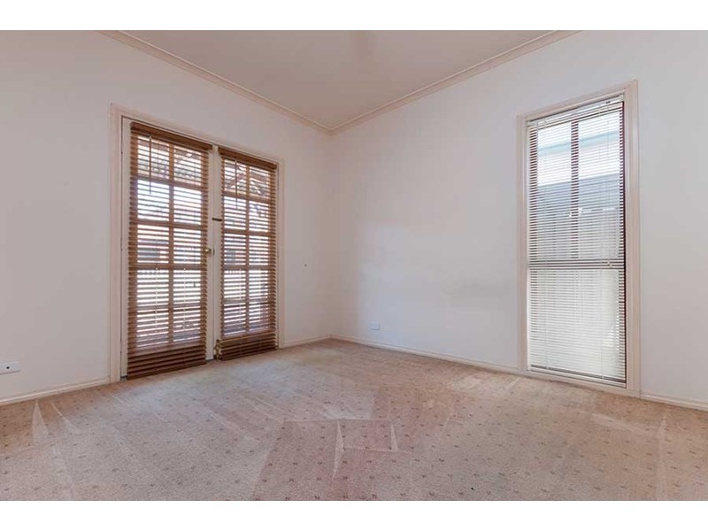 37 Woodlea Crescent, Craigieburn VIC 3064