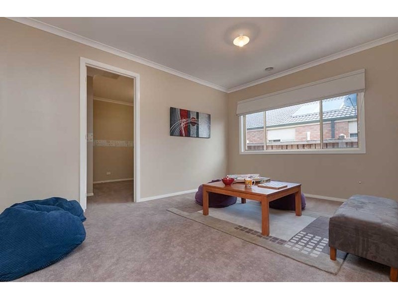 9 Cascade Terrace, Craigieburn VIC 3064