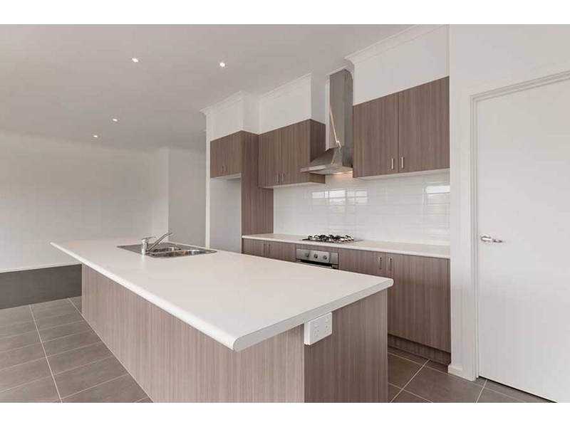 13/38 Mallard Circuit, Craigieburn VIC 3064