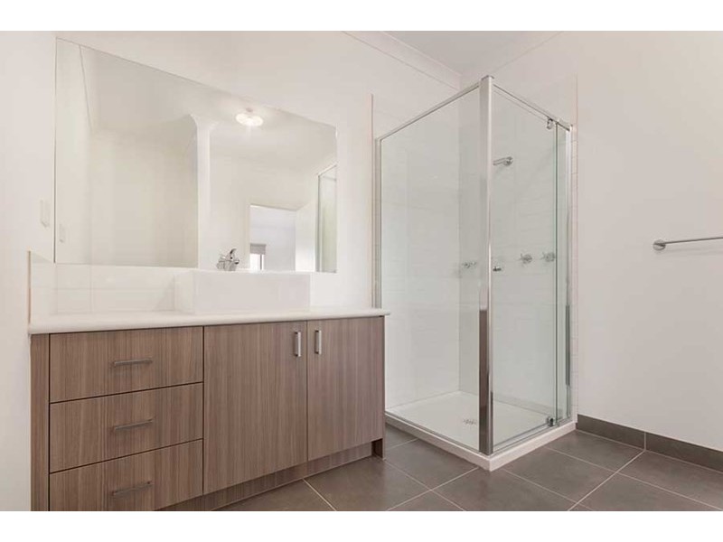 13/38 Mallard Circuit, Craigieburn VIC 3064