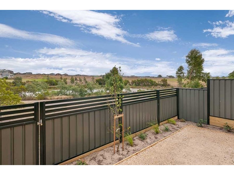 13/38 Mallard Circuit, Craigieburn VIC 3064