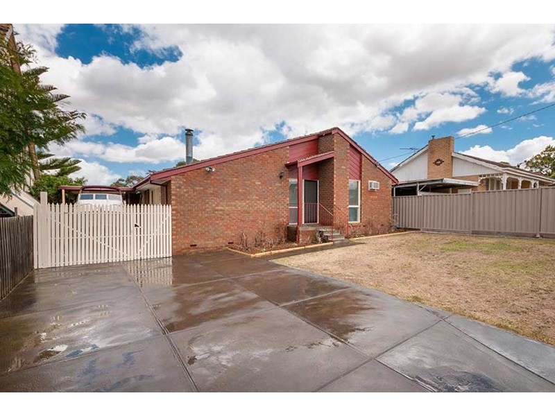 6 Second Avenue, Craigieburn VIC 3064