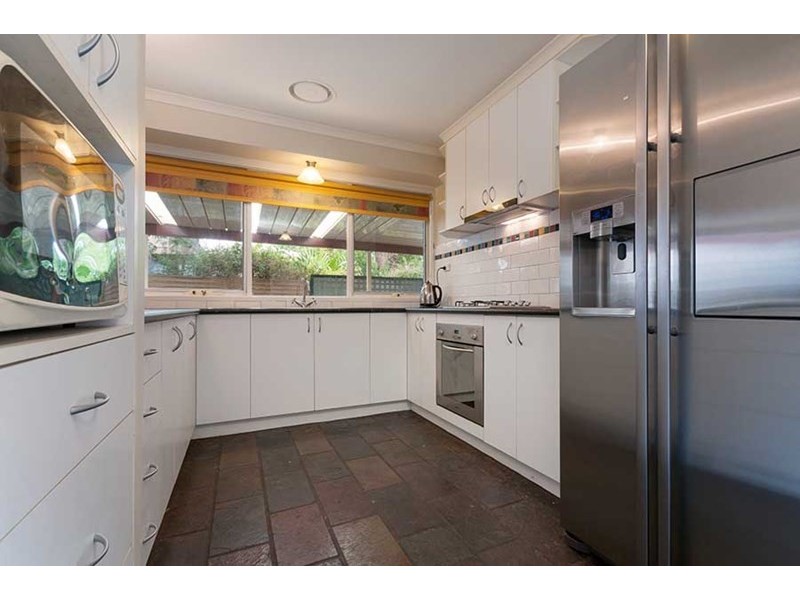 6 Second Avenue, Craigieburn VIC 3064