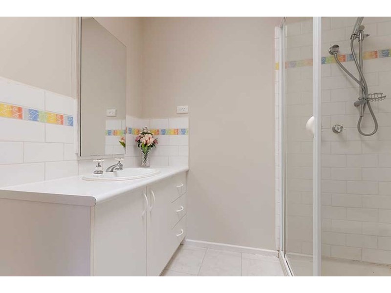 6 Second Avenue, Craigieburn VIC 3064