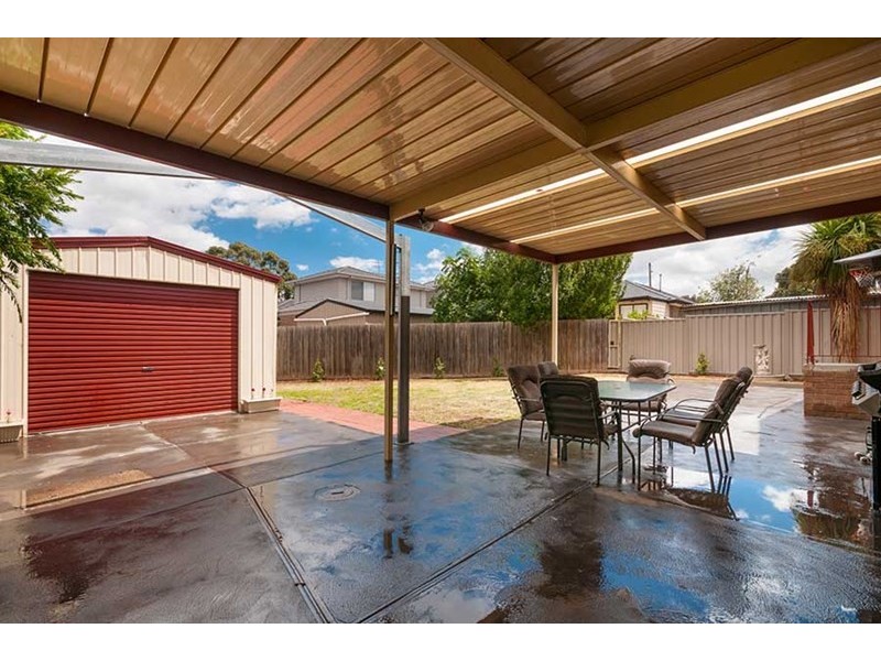 6 Second Avenue, Craigieburn VIC 3064