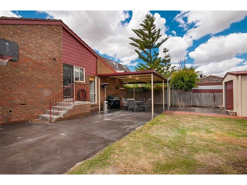 6 Second Avenue, Craigieburn VIC 3064