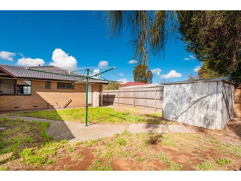 3 Grinstead Court, Craigieburn VIC 3064