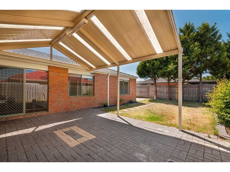 4 Alberton Avenue, Roxburgh Park VIC 3064