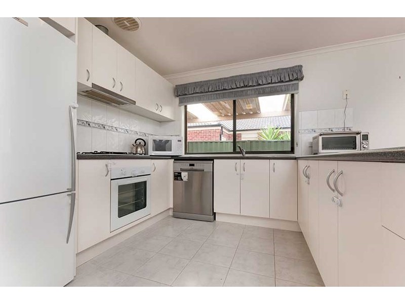 14 Beckett Way, Craigieburn VIC 3064