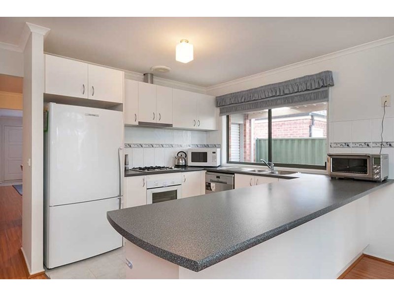 14 Beckett Way, Craigieburn VIC 3064