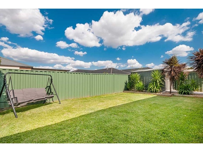 14 Beckett Way, Craigieburn VIC 3064