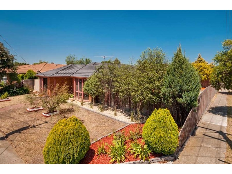 2 Crawley Court, Craigieburn VIC 3064