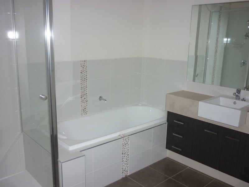 222 Windrock Avenue, Craigieburn VIC 3064