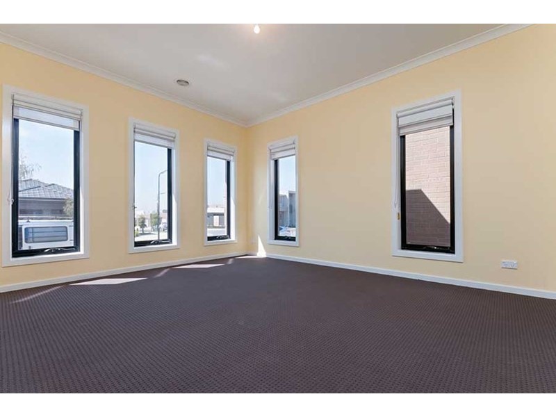 53 Millicent Drive, Craigieburn VIC 3064