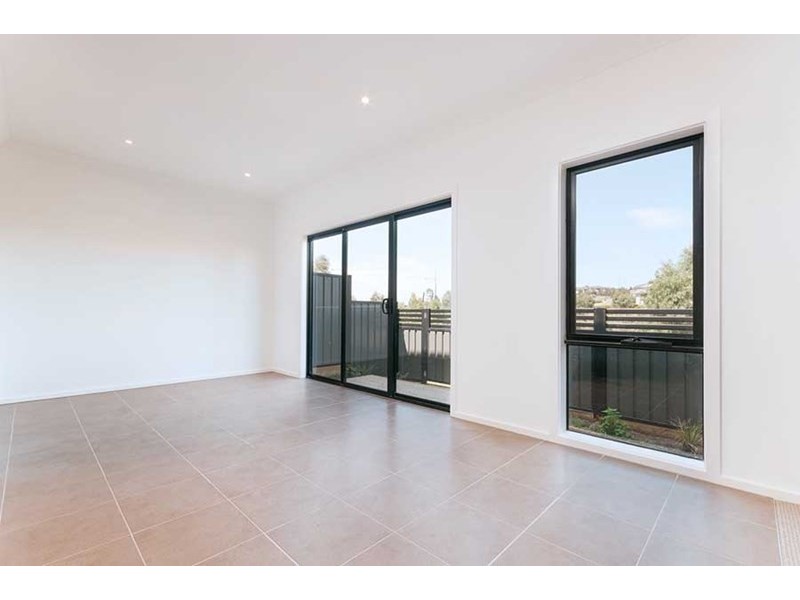 14/38 Mallard Circuit, Craigieburn VIC 3064