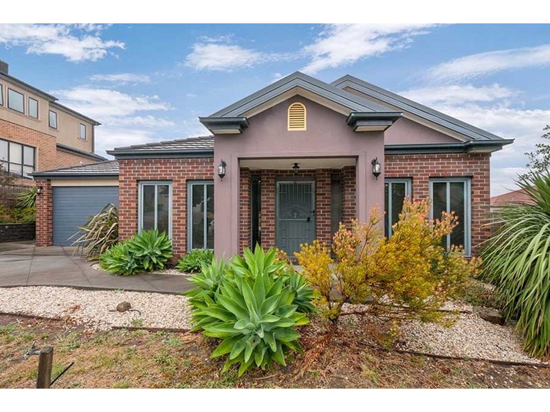 11 Eagleview Way, Craigieburn VIC 3064