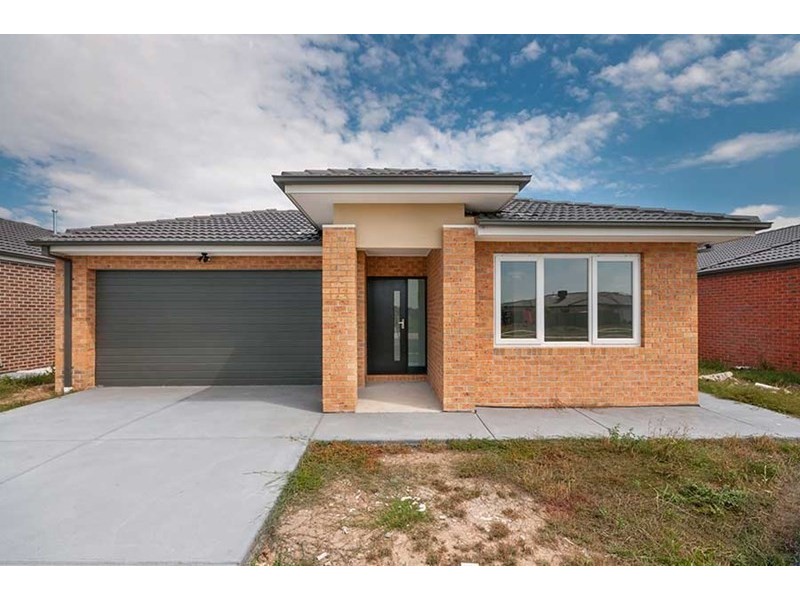 18 Buckland Hill Drive, Wallan VIC 3756