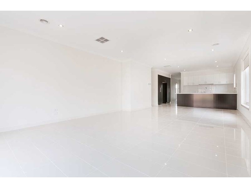 18 Buckland Hill Drive, Wallan VIC 3756