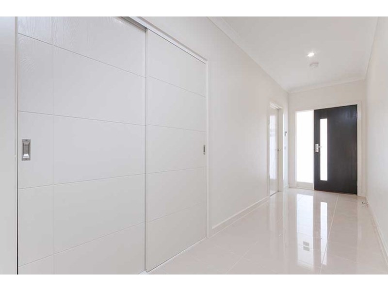 18 Buckland Hill Drive, Wallan VIC 3756