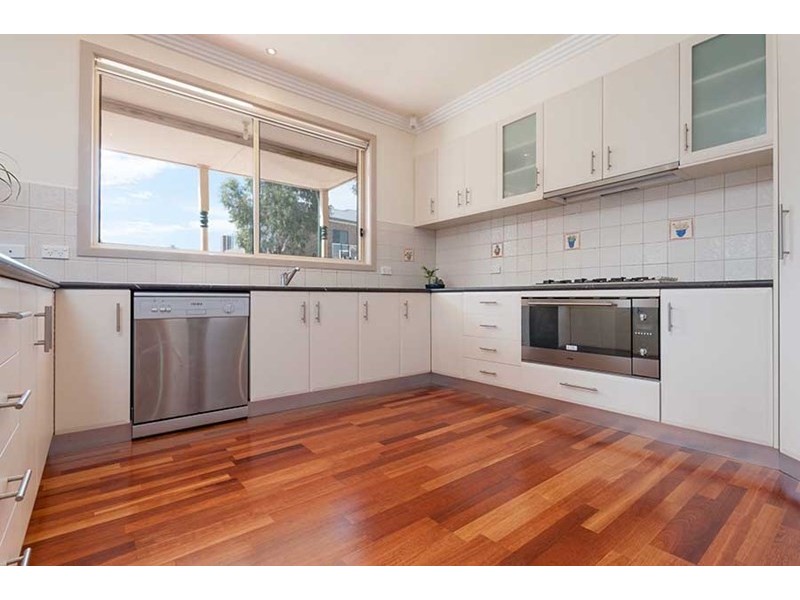 15 Beau Vista Drive, Craigieburn VIC 3064