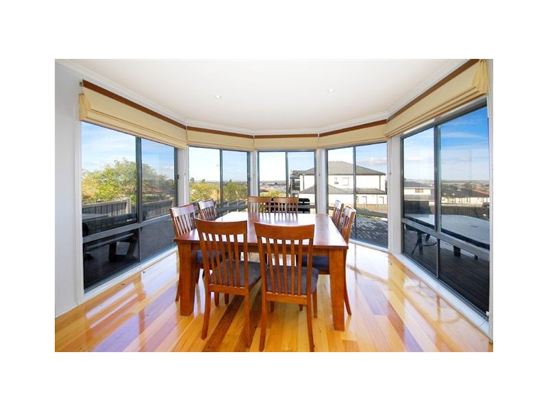 51 Excelsior Heights, Craigieburn VIC 3064
