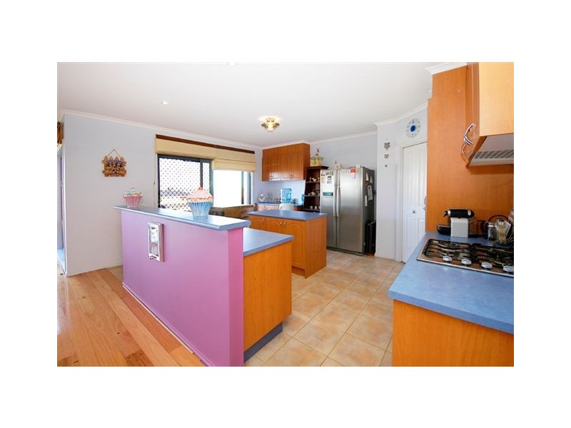 51 Excelsior Heights, Craigieburn VIC 3064