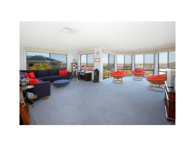 51 Excelsior Heights, Craigieburn VIC 3064