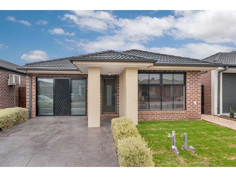24 Viewside Crescent, Craigieburn VIC 3064