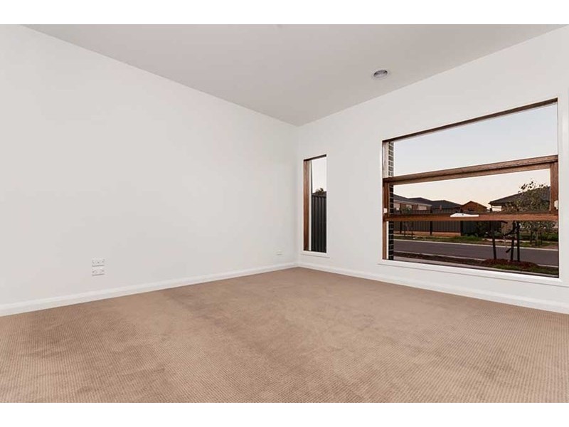 29 Viewmont Avenue, Craigieburn VIC 3064