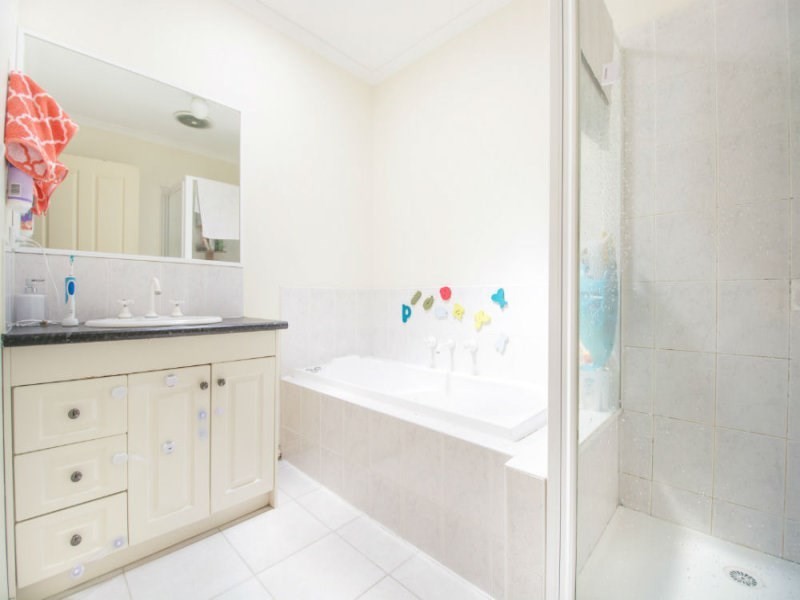 29 Franklin Avenue, Roxburgh Park VIC 3064