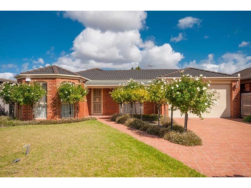 5 Magra Place, Roxburgh Park VIC 3064