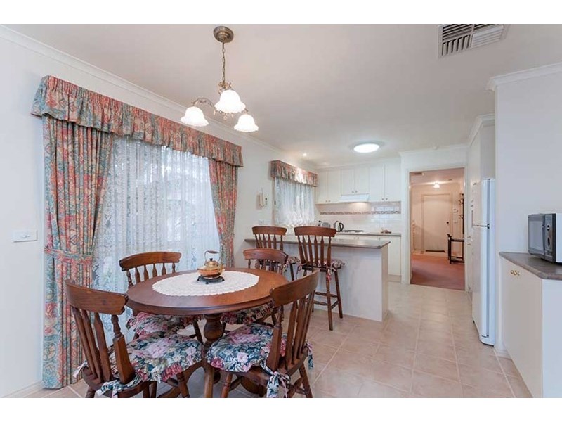 5 Magra Place, Roxburgh Park VIC 3064