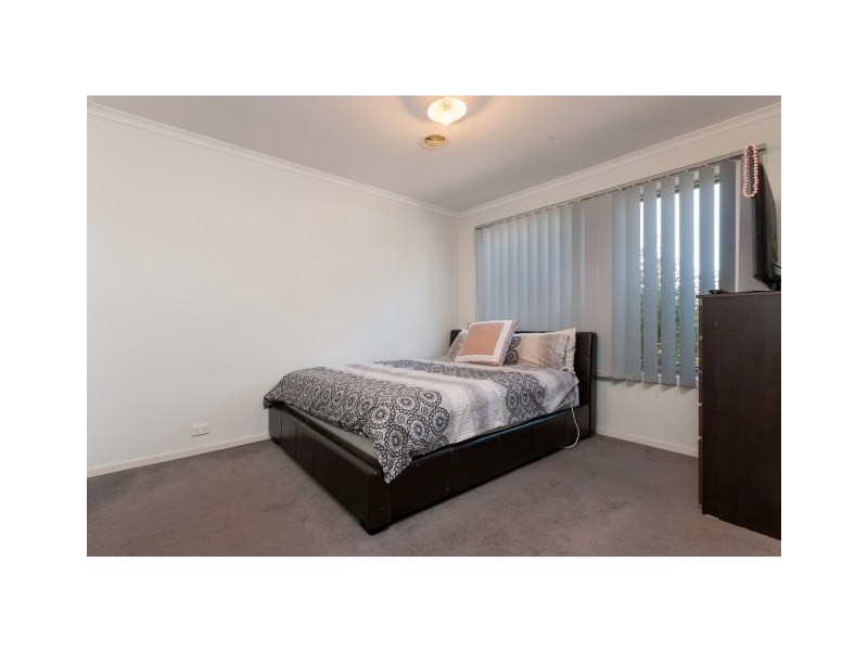 111 Mareeba Way, Craigieburn VIC 3064