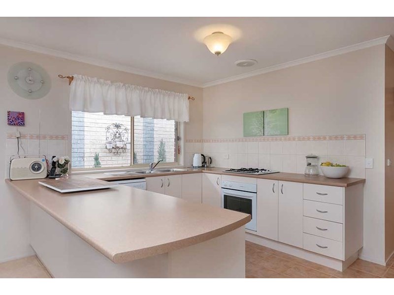 7 Limerick Court, Roxburgh Park VIC 3064