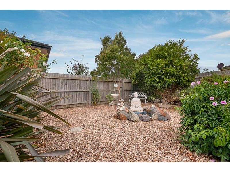7 Limerick Court, Roxburgh Park VIC 3064