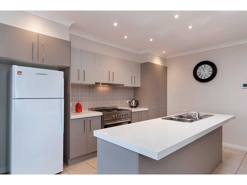 24 Powell Street, Craigieburn VIC 3064