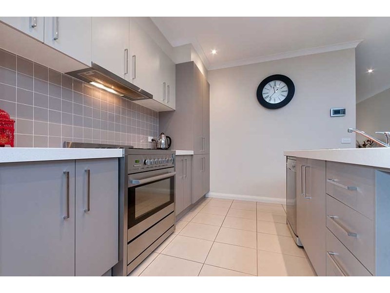 24 Powell Street, Craigieburn VIC 3064