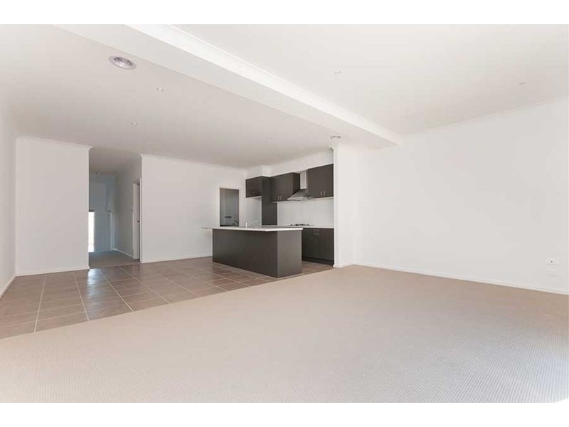 16/38 Mallard Circuit, Craigieburn VIC 3064