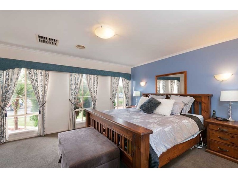 31 Jacaranda Place, Craigieburn VIC 3064