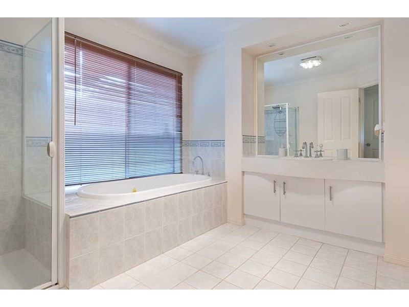 31 Jacaranda Place, Craigieburn VIC 3064