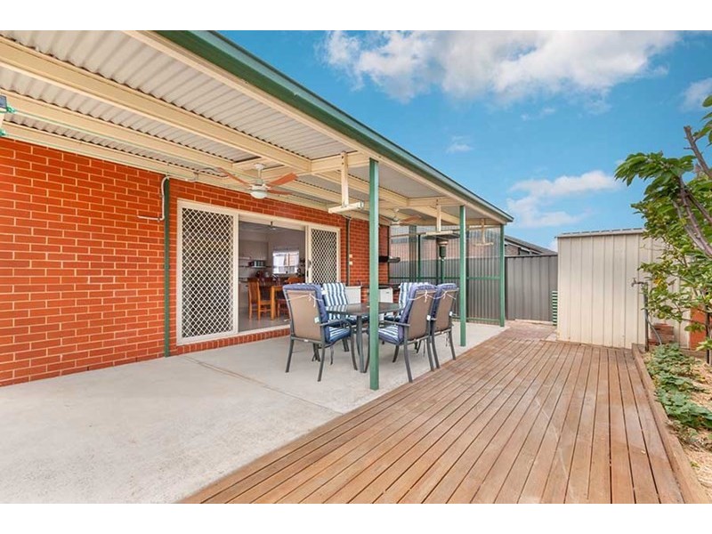 17 Brighton Place, Craigieburn VIC 3064