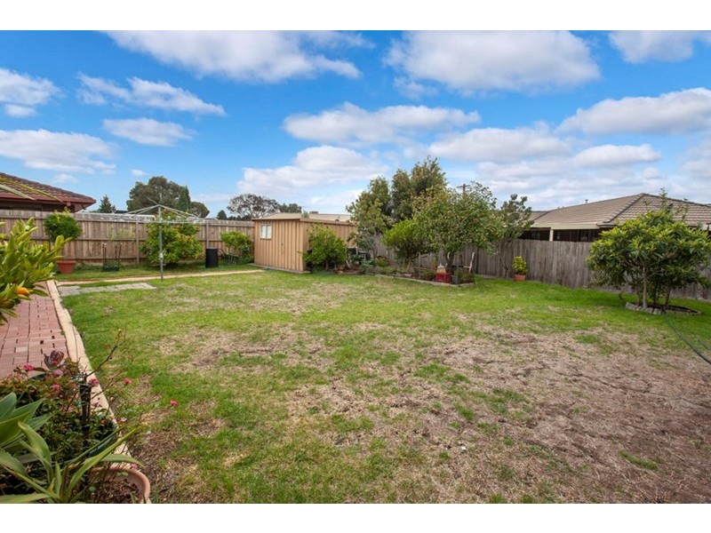 4 Banbury Crescent, Craigieburn VIC 3064